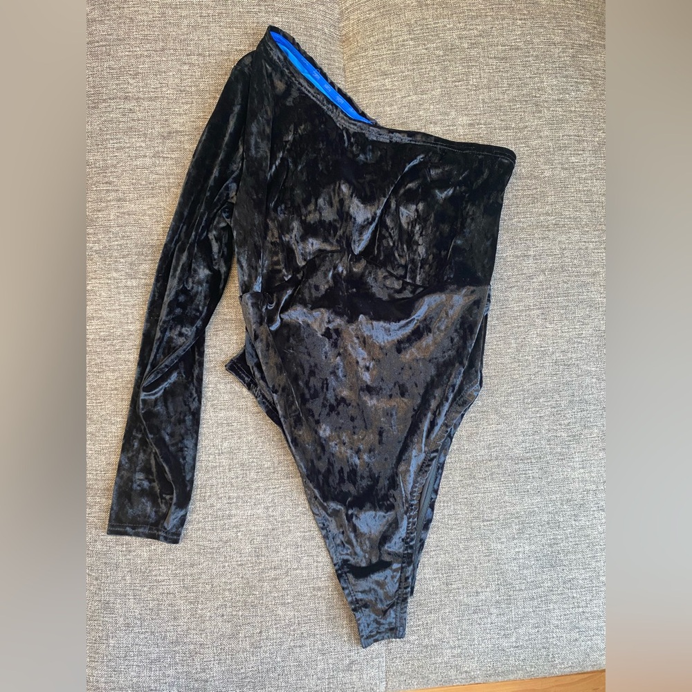 Yitty Plusshy Asymmetrical Velvet Bodysuit Size 1X